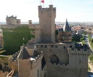 Castillo Palacio Real de Olite, Descubre su Encanto Gótico
